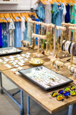 In addition to clothing, fab'rik has all types of necklaces, bracelets, rings, sunglasses, and much more. Photo credit: Samantha Lee Photography (used with permission)