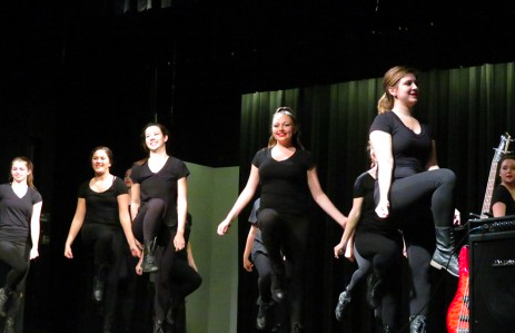 In 2015, Kimbler gave her first-year dance appreciation students an opportunity to showcase their talent. Credit: Sydney Schaeffer/Achona Online