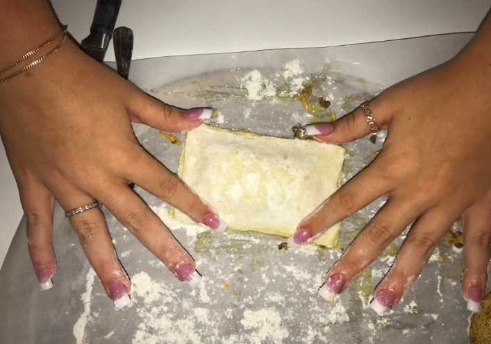 These+small+hand+pies+took+about+two+hours+in+total+to+make.+Photo+Credit%3A+Alexis+Alvarez%2F+Achona+Online