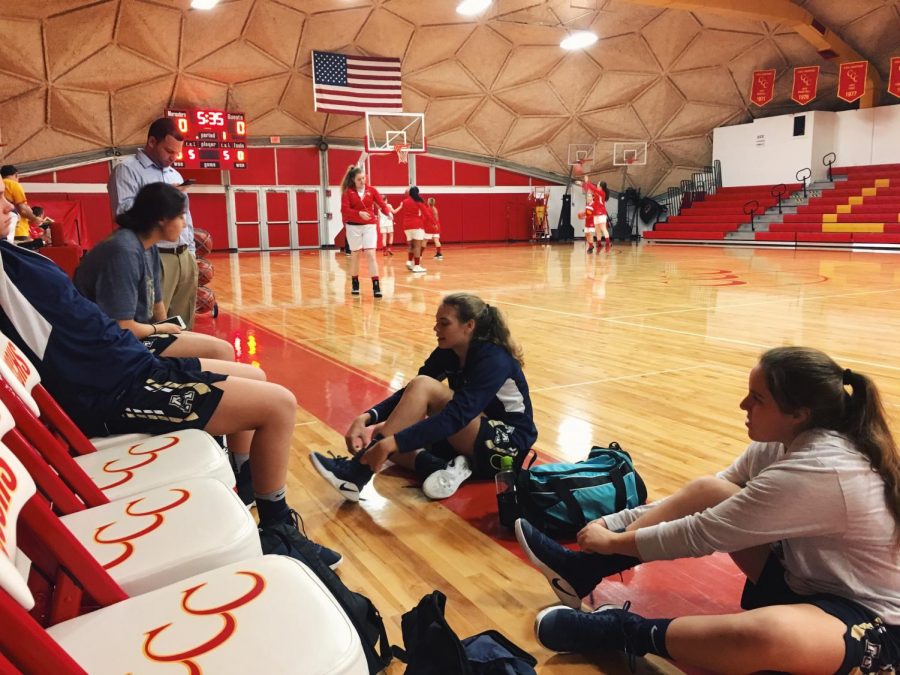 Lindsey+Perez+%28%E2%80%9818%29+and+Greta+Dieck+%28%E2%80%9819%29+have+played+on+the+varsity+team+since+their+freshman+years.+%28Photo+Credit%3A+Alex+Smith%2FAchona+Online%29